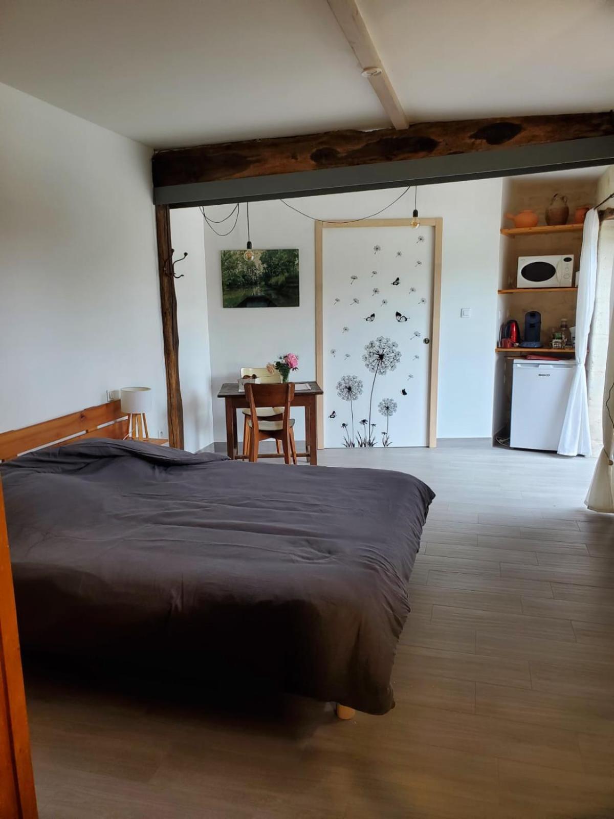 Damvix Chambre D Hotes La Barbee Bed & Breakfast Dış mekan fotoğraf